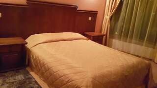 Отель Отель Боляри Велико-Тырново Двухместный номер с 1 кроватью-1